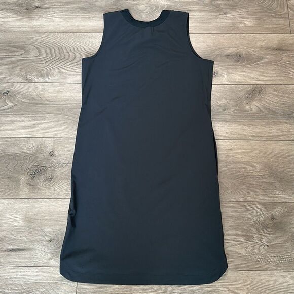 NWOT Southern Tide Black Active Side Pocket Performance Dress Size XS - Picture 8 of 12